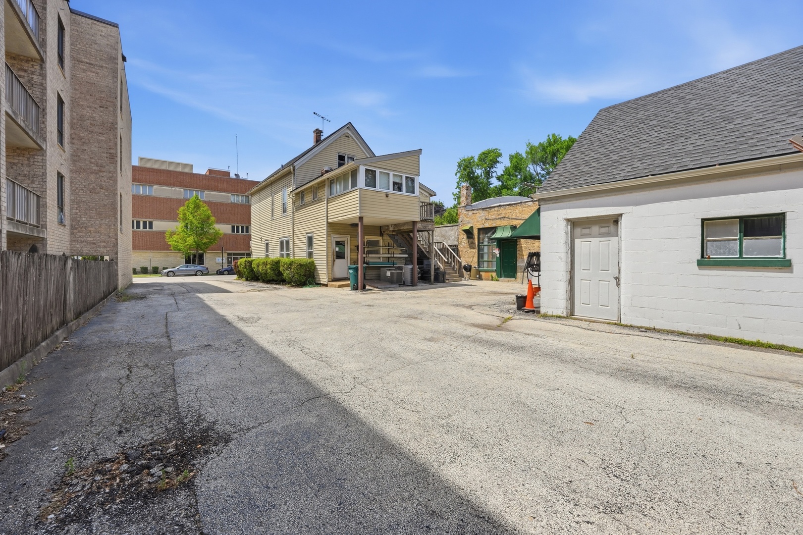 736-740 12th Street Property Photo 13