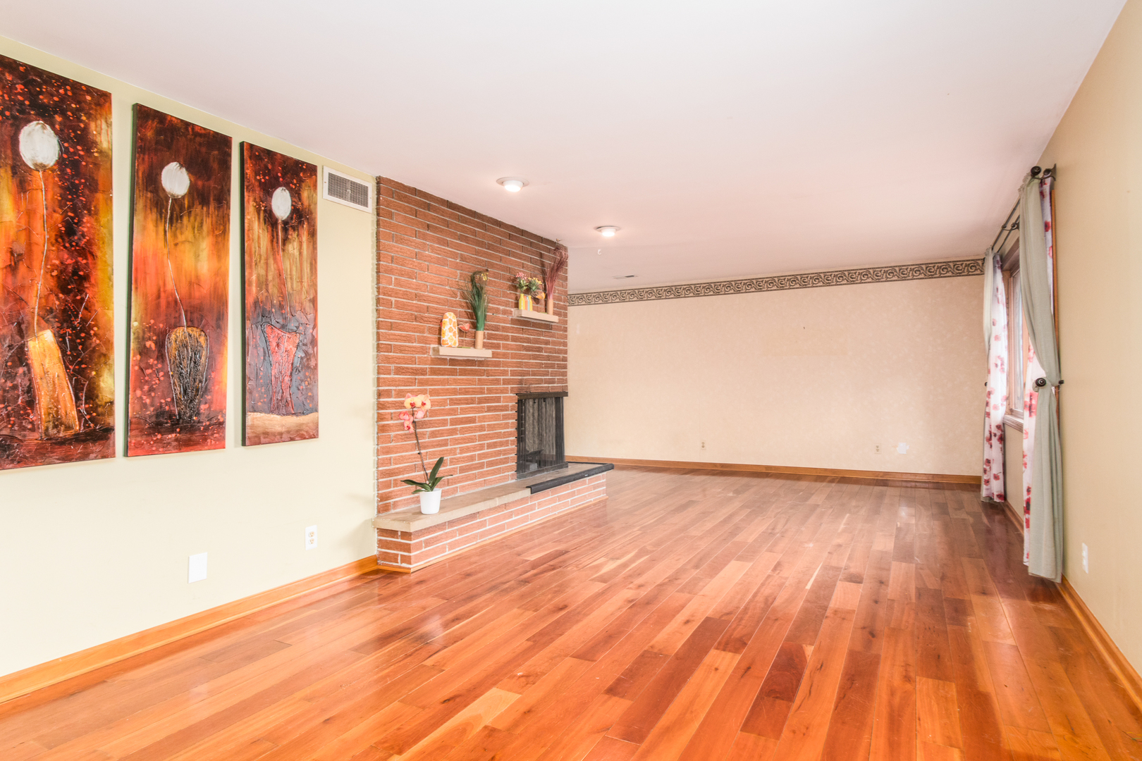 10 Hollycourt Terrace Property Photo 10