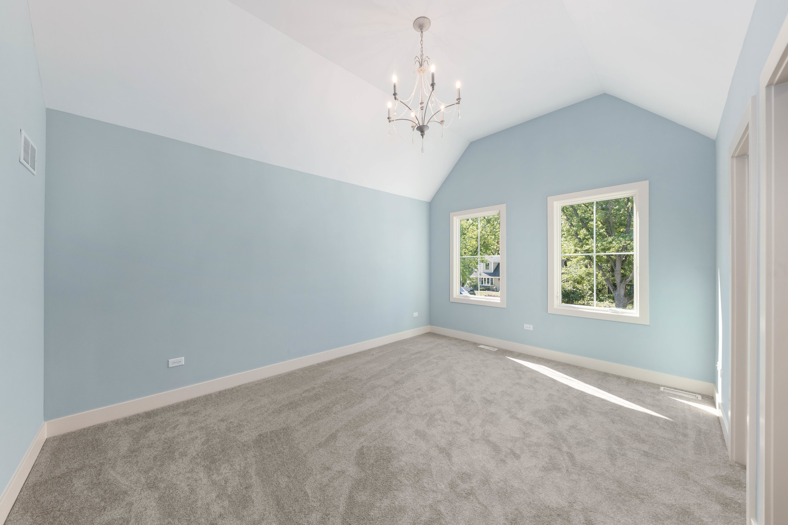 1314 N Eagle Street Property Photo 17