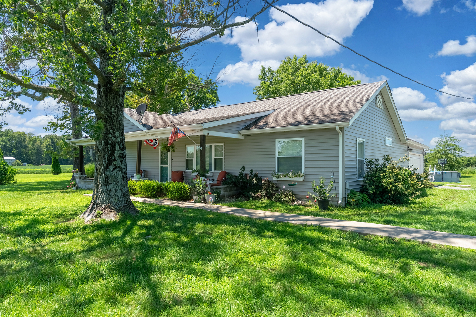 7701 Green Meadow Road Property Photo 4