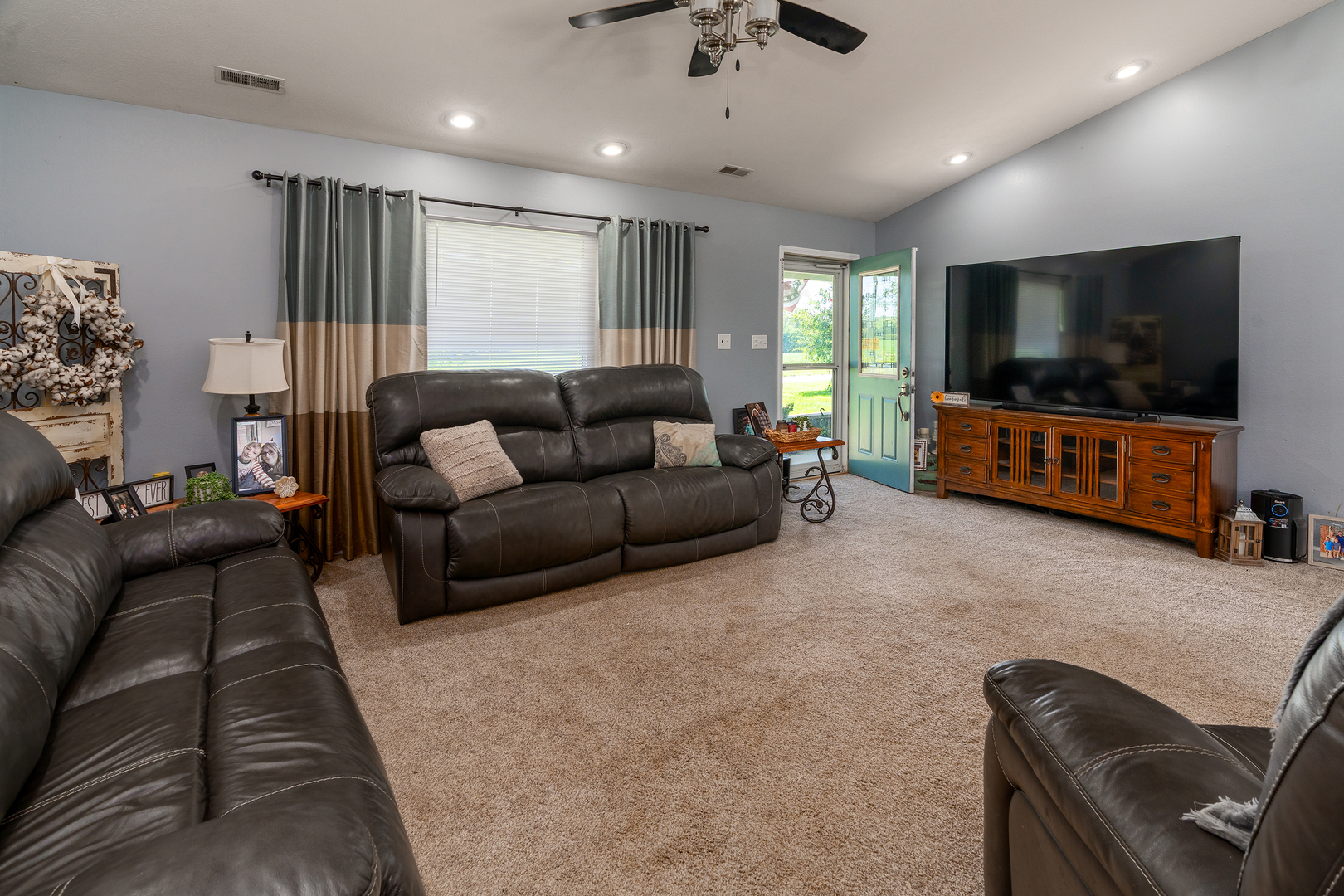 7701 Green Meadow Road Property Photo 8