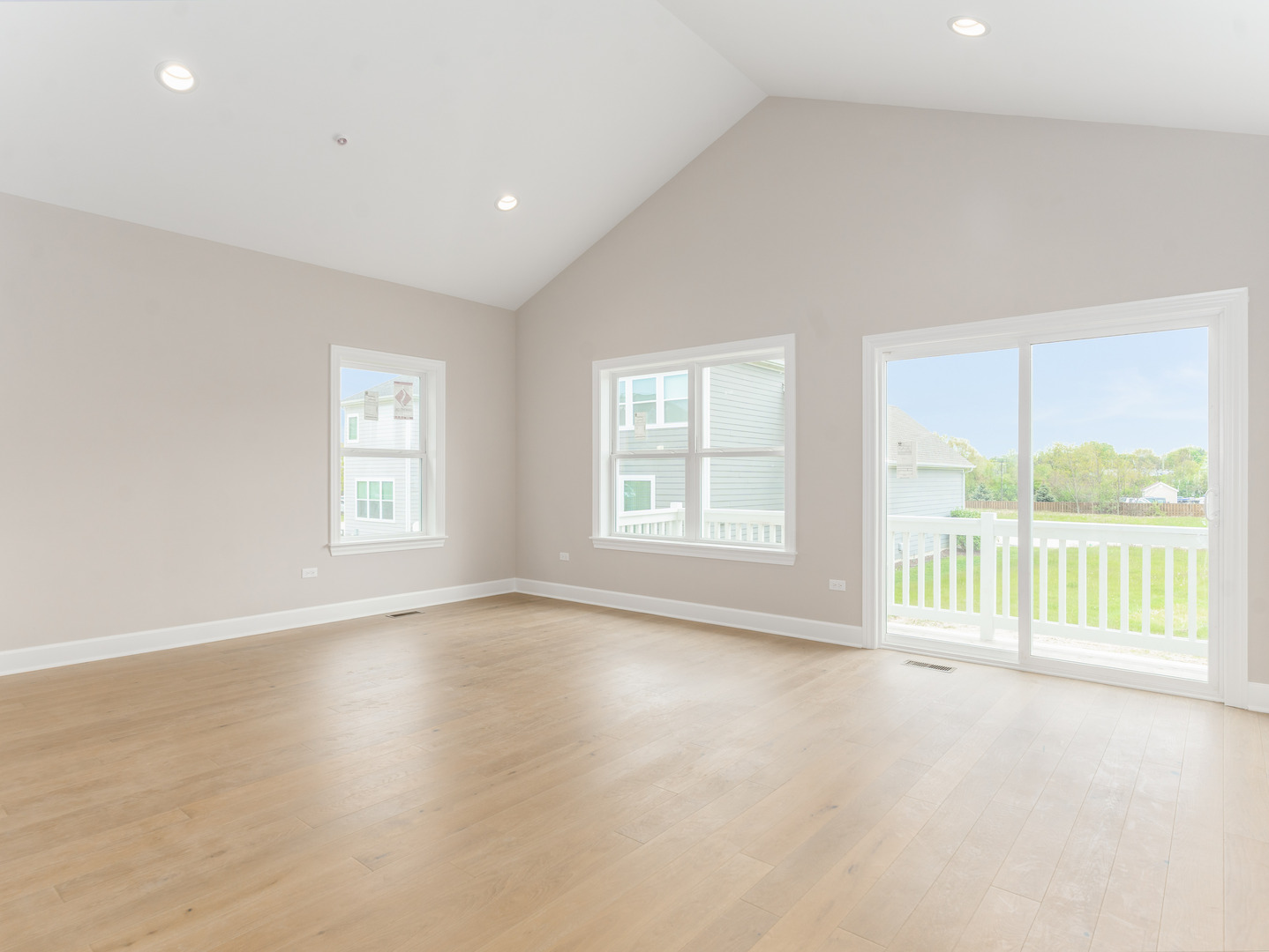 1452 Somerset Place Property Photo 4