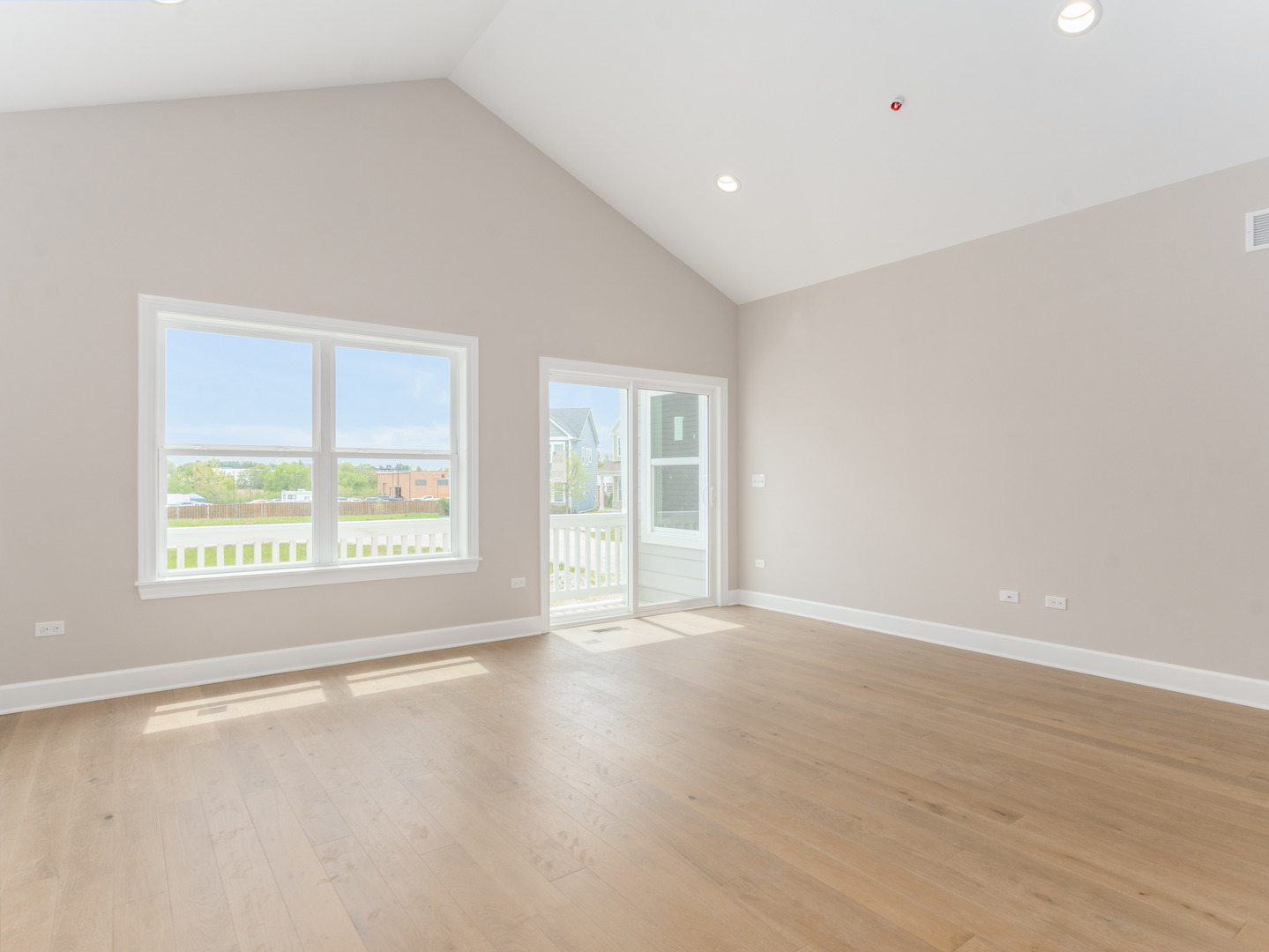 1452 Somerset Place Property Photo 6