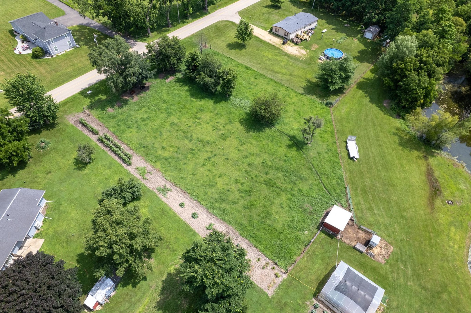 3365 N Blackhawk Road Property Photo 6