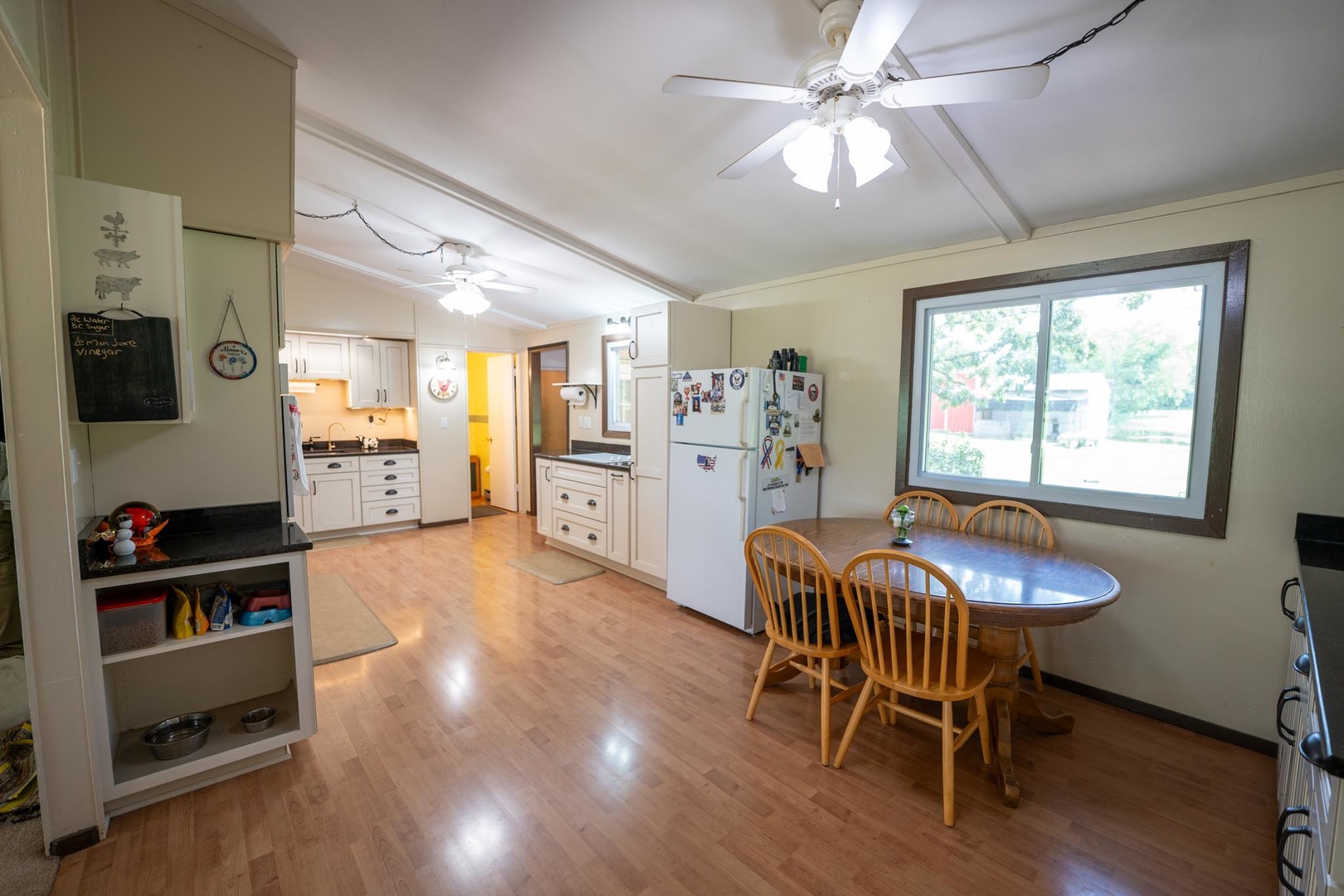 3365 N Blackhawk Road Property Photo 15