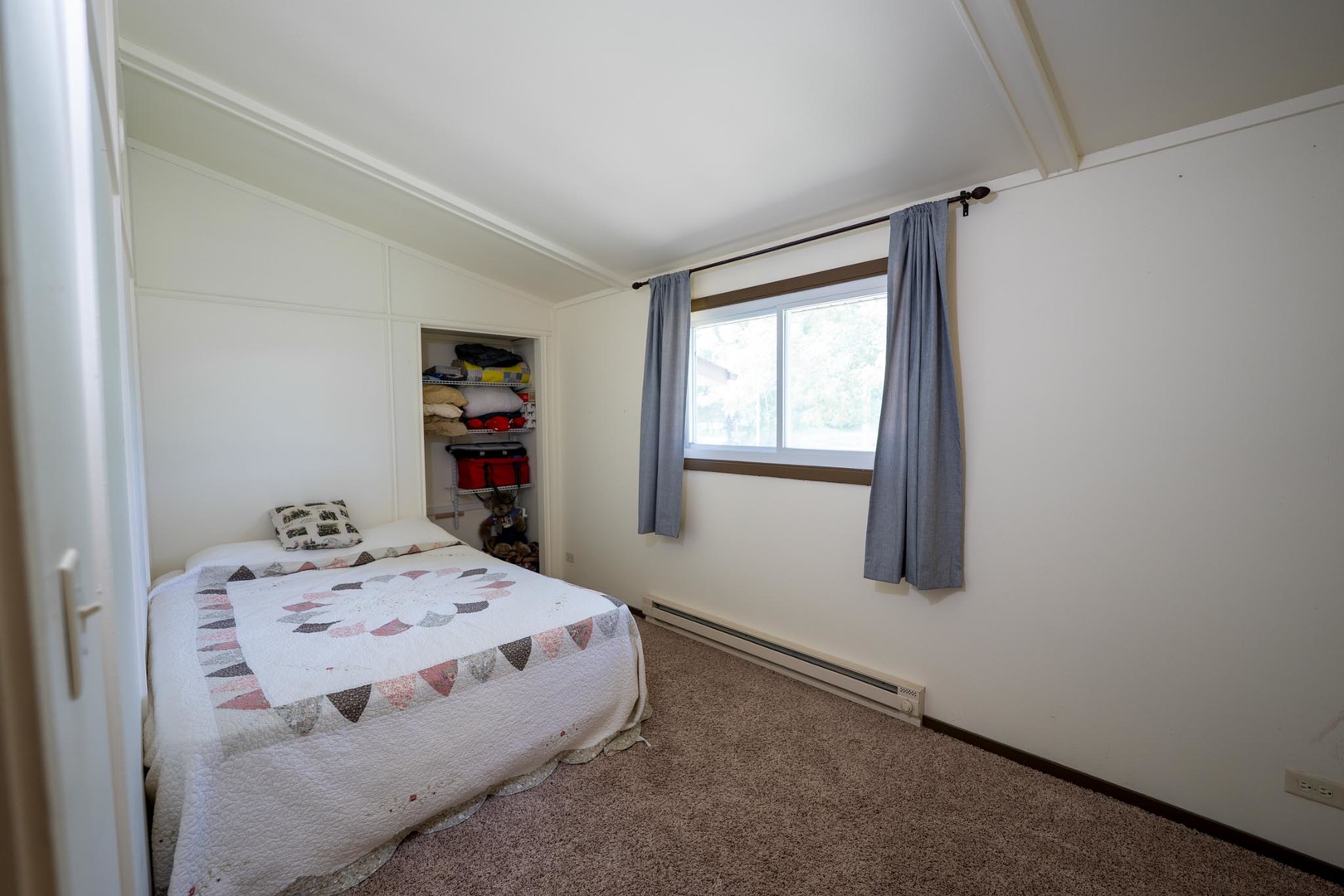 3365 N Blackhawk Road Property Photo 18