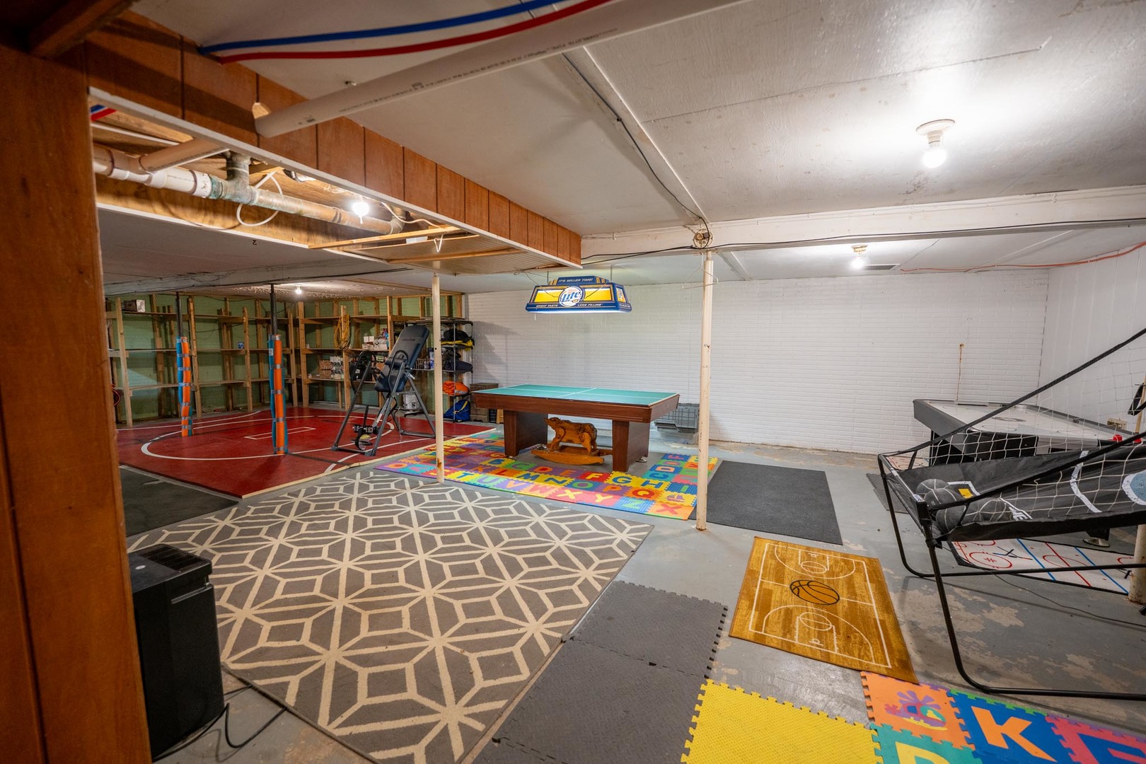 3365 N Blackhawk Road Property Photo 24