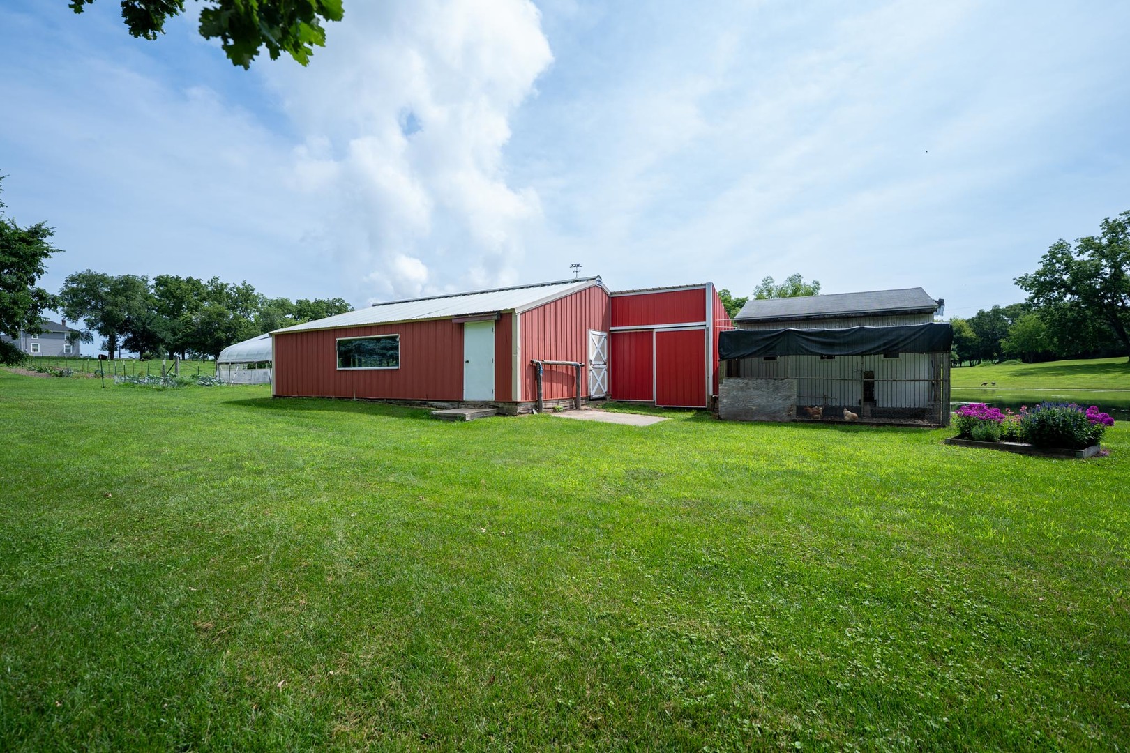 3365 N Blackhawk Road Property Photo 31