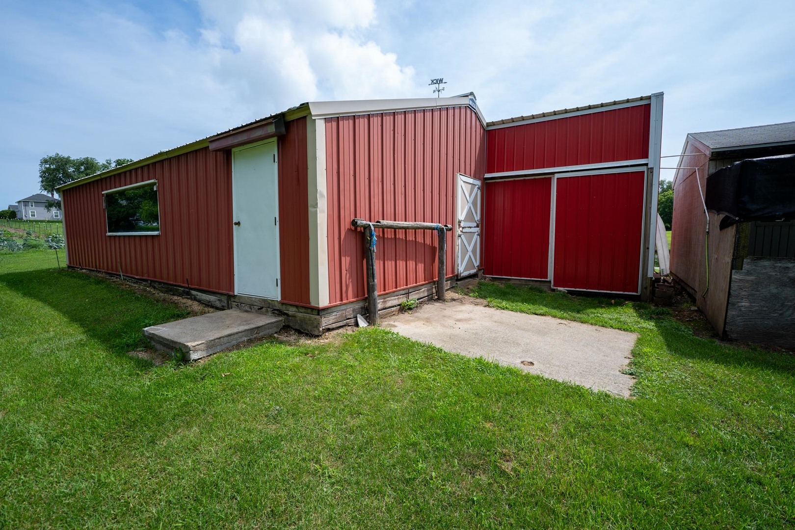 3365 N Blackhawk Road Property Photo 32