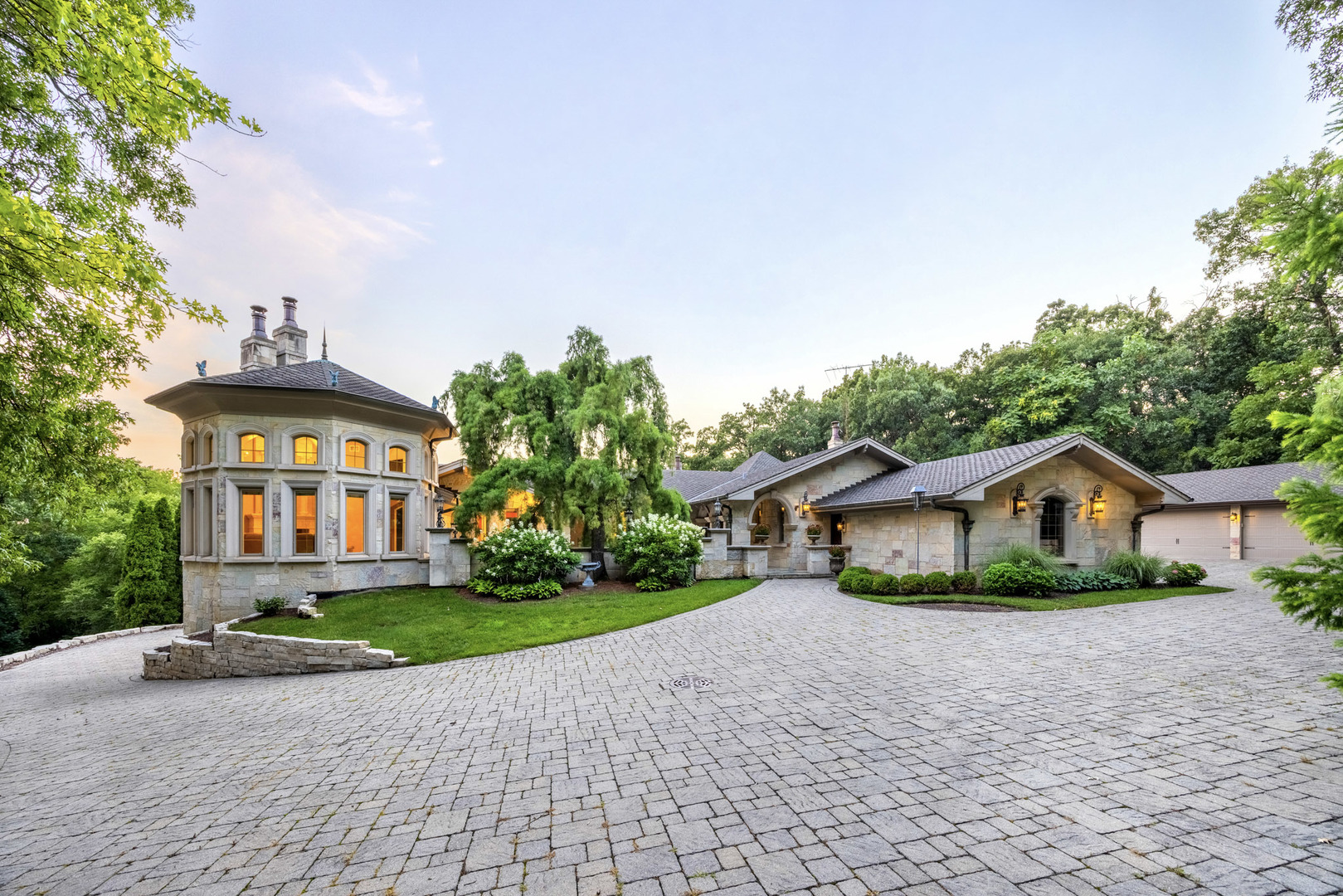 12704119 Property Photo 1