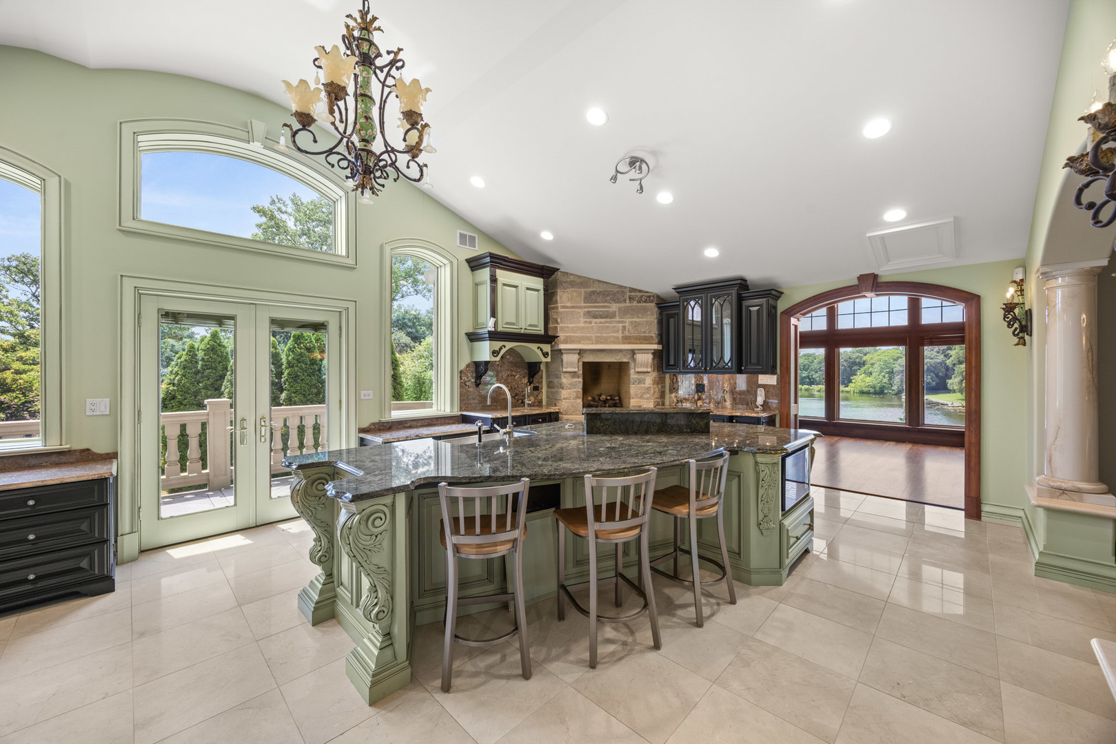 12704119 Property Photo 17