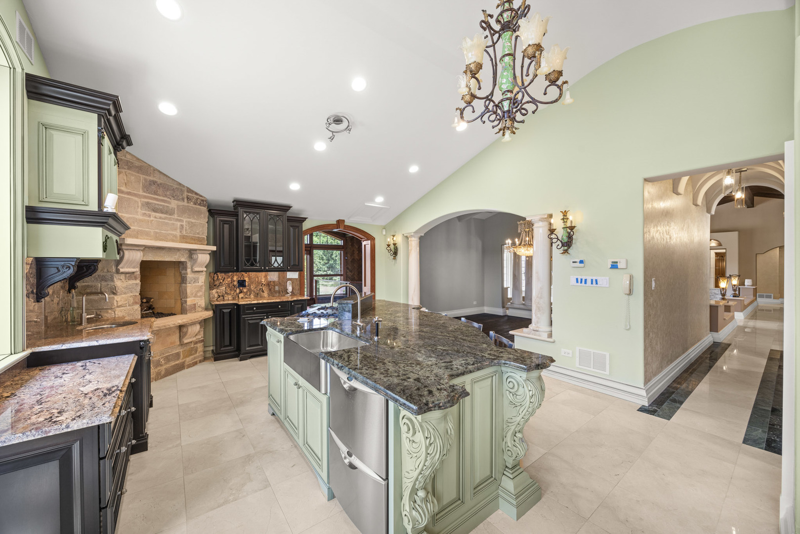 12704119 Property Photo 19