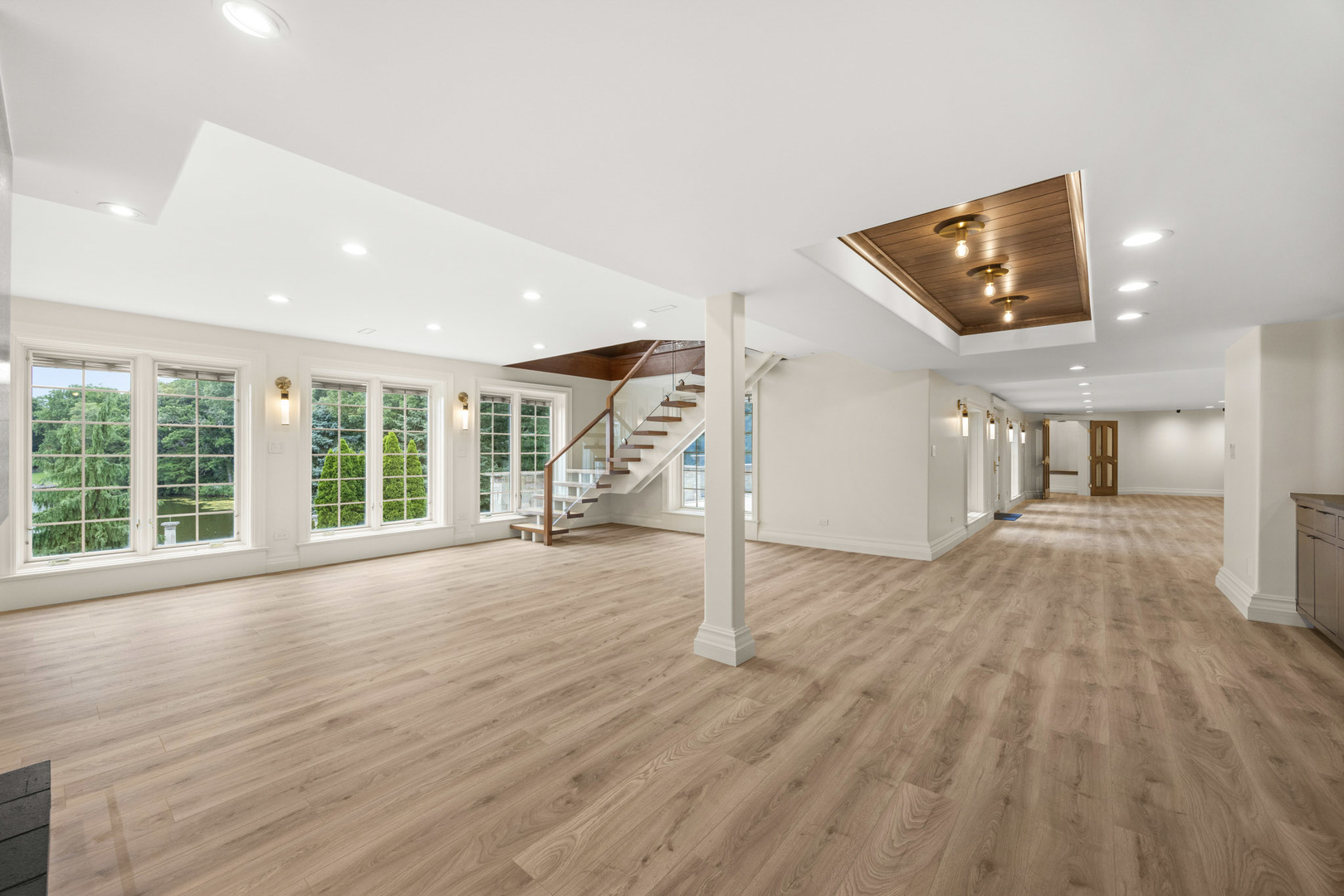 12704119 Property Photo 32