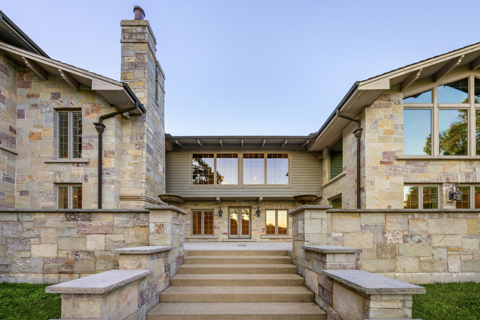 12704119 Property Photo 44