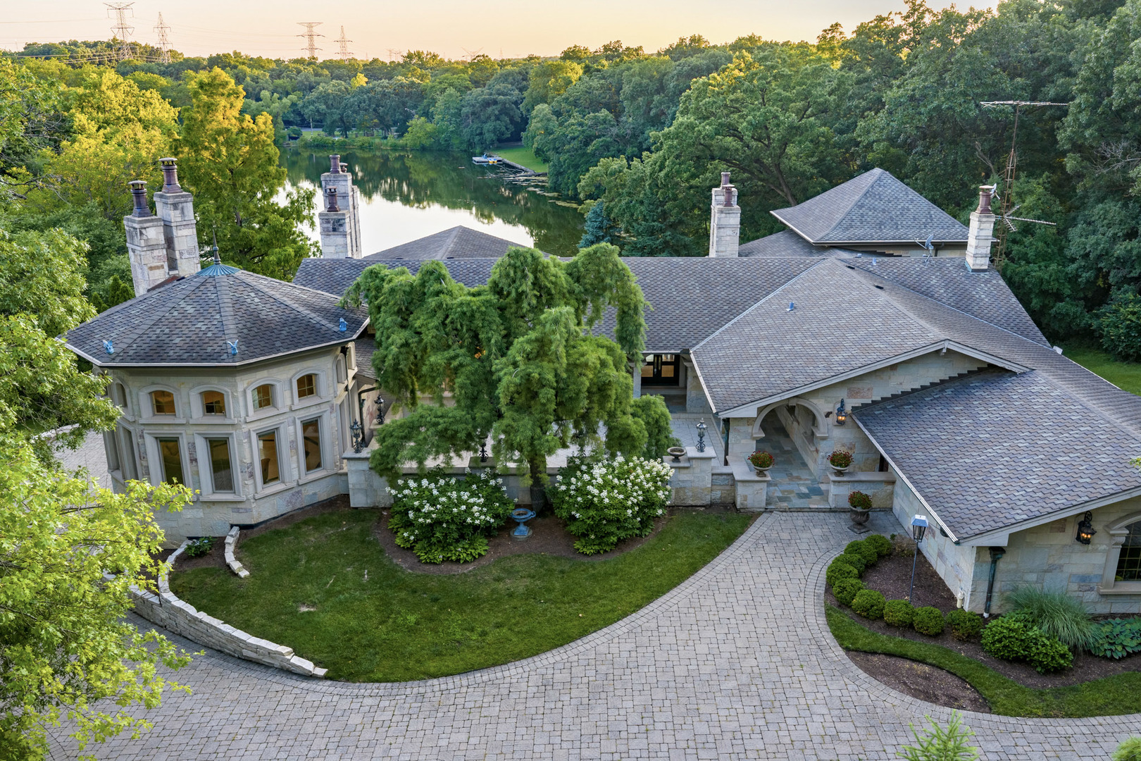 12704119 Property Photo 51