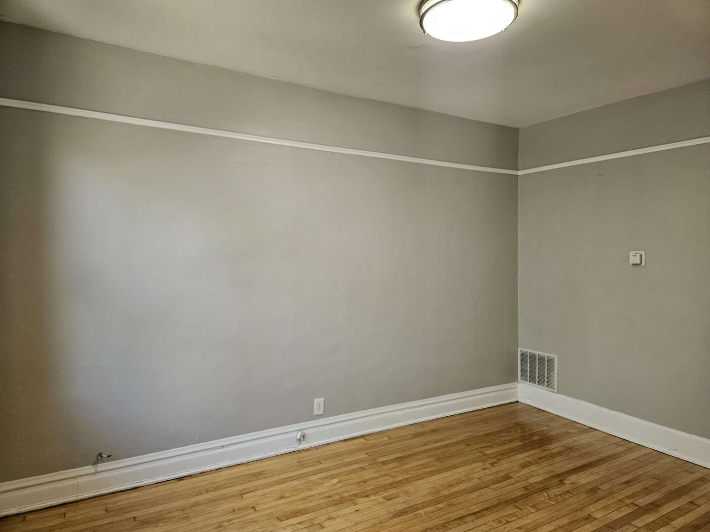 1849 W 17th Street 2f Property Photo 6