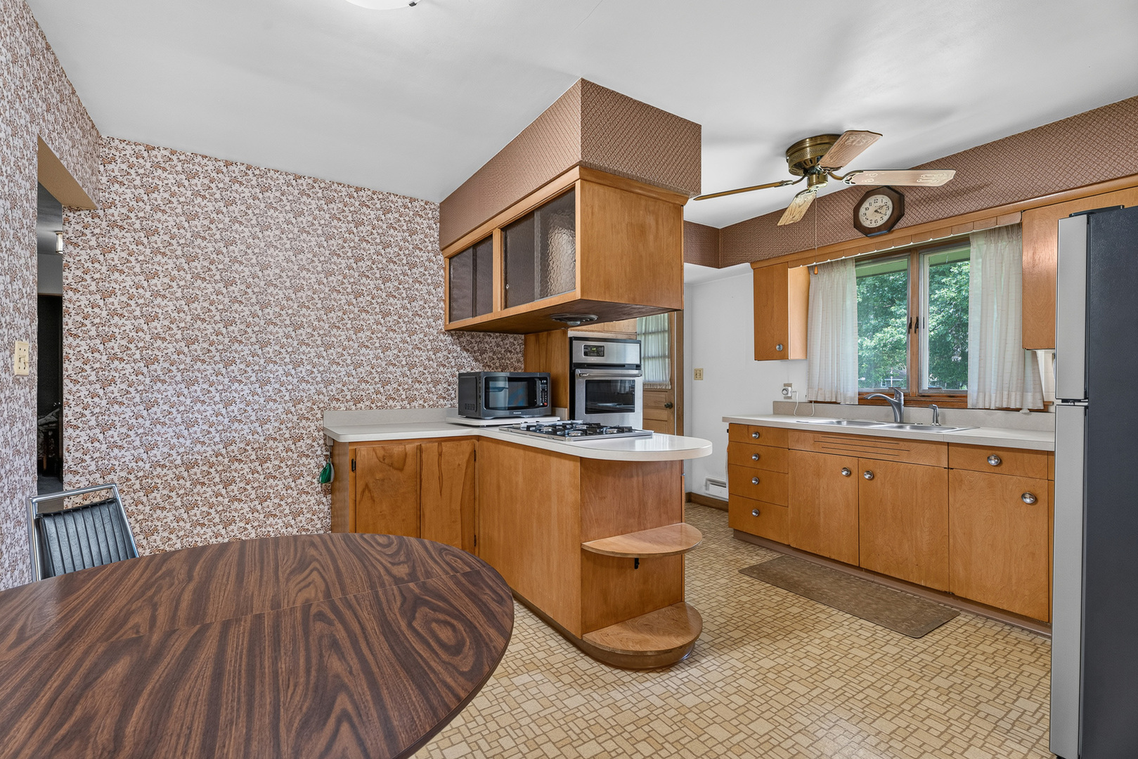 3300 Pinecrest Drive Property Photo 10