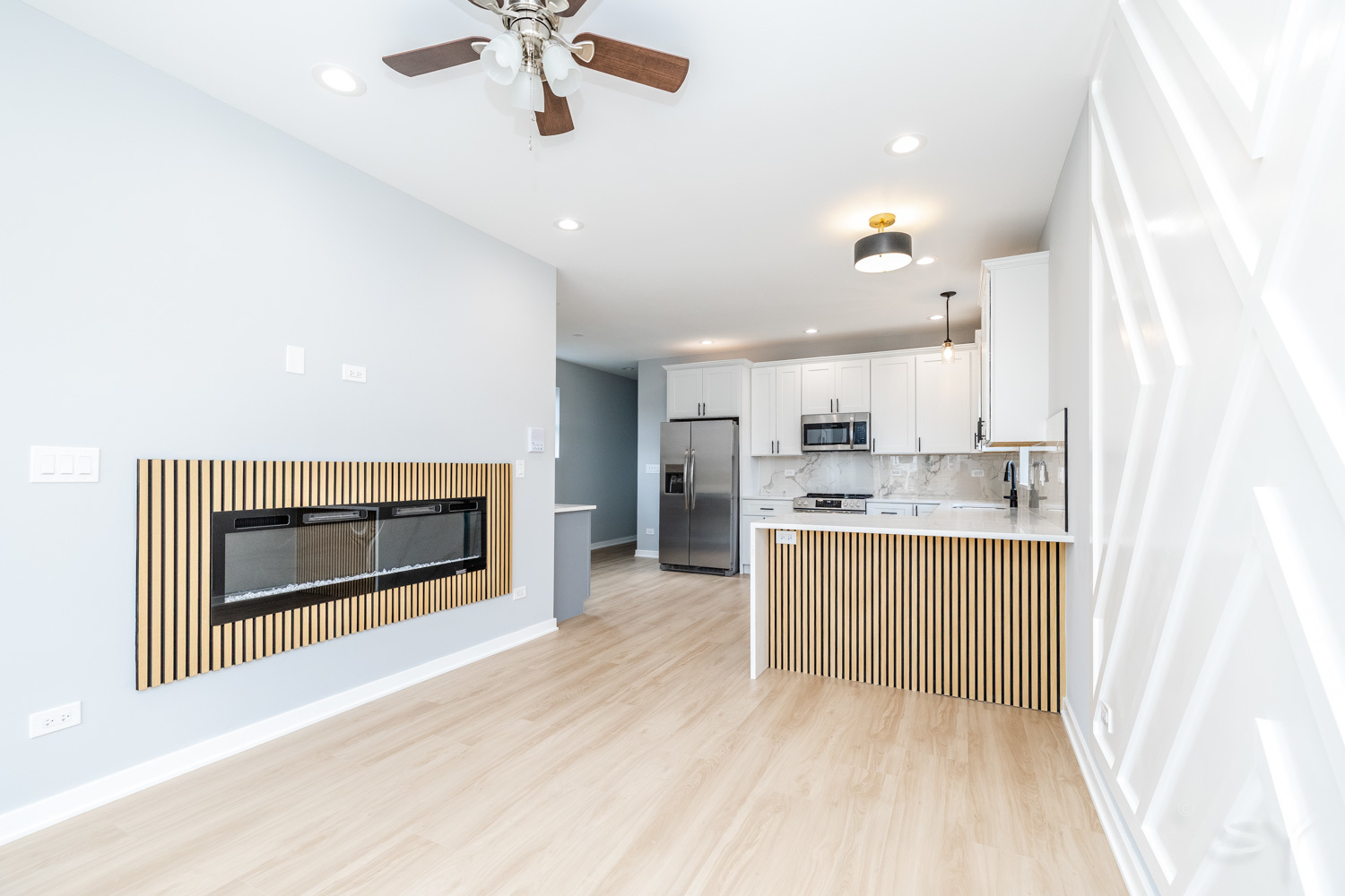 3119 W Flournoy Street Property Photo 3