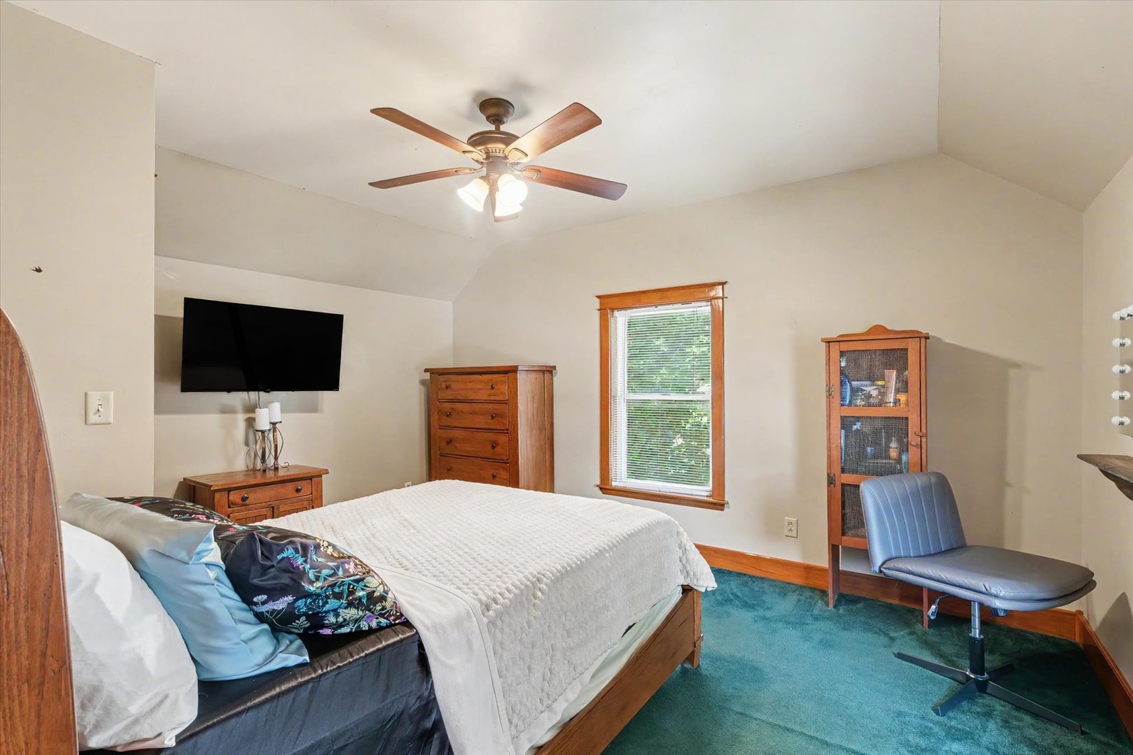 209 E Sangamon Street Property Photo 21