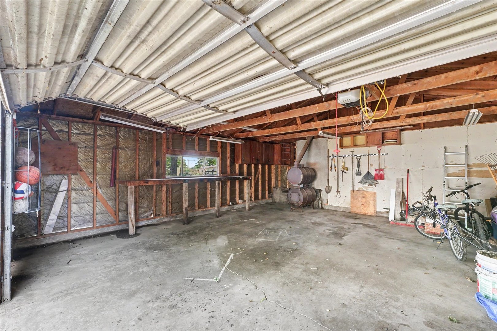 209 E Sangamon Street Property Photo 25