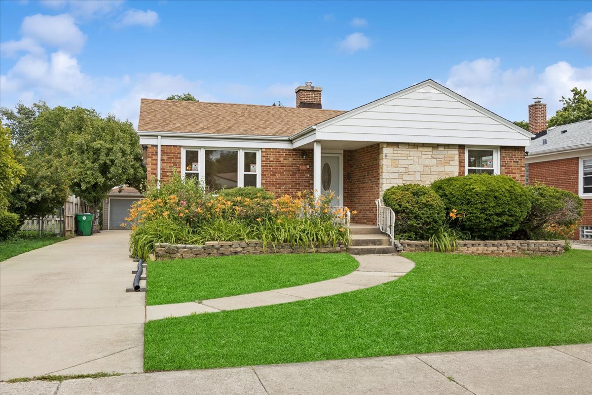 1307 Hull Avenue Property Photo 1
