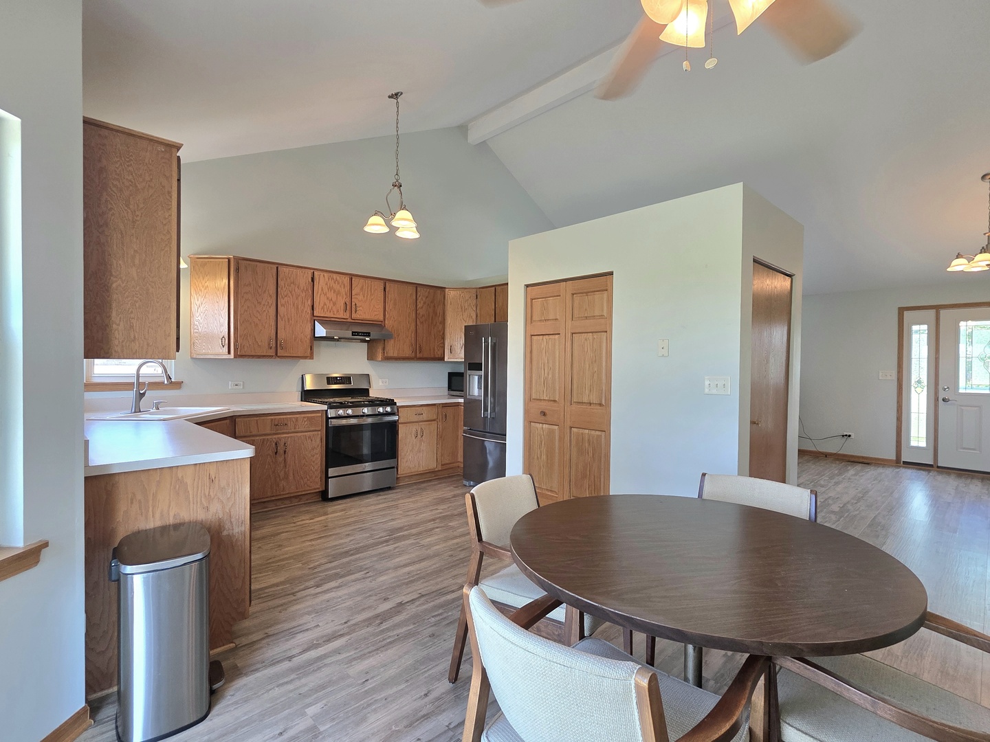 473 Kingston Drive Property Photo 2