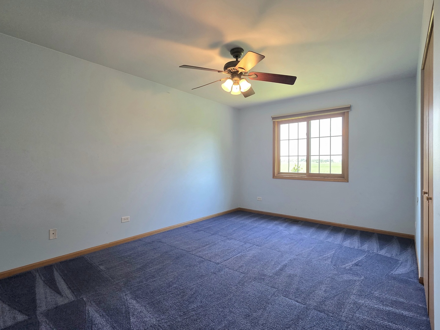 473 Kingston Drive Property Photo 13