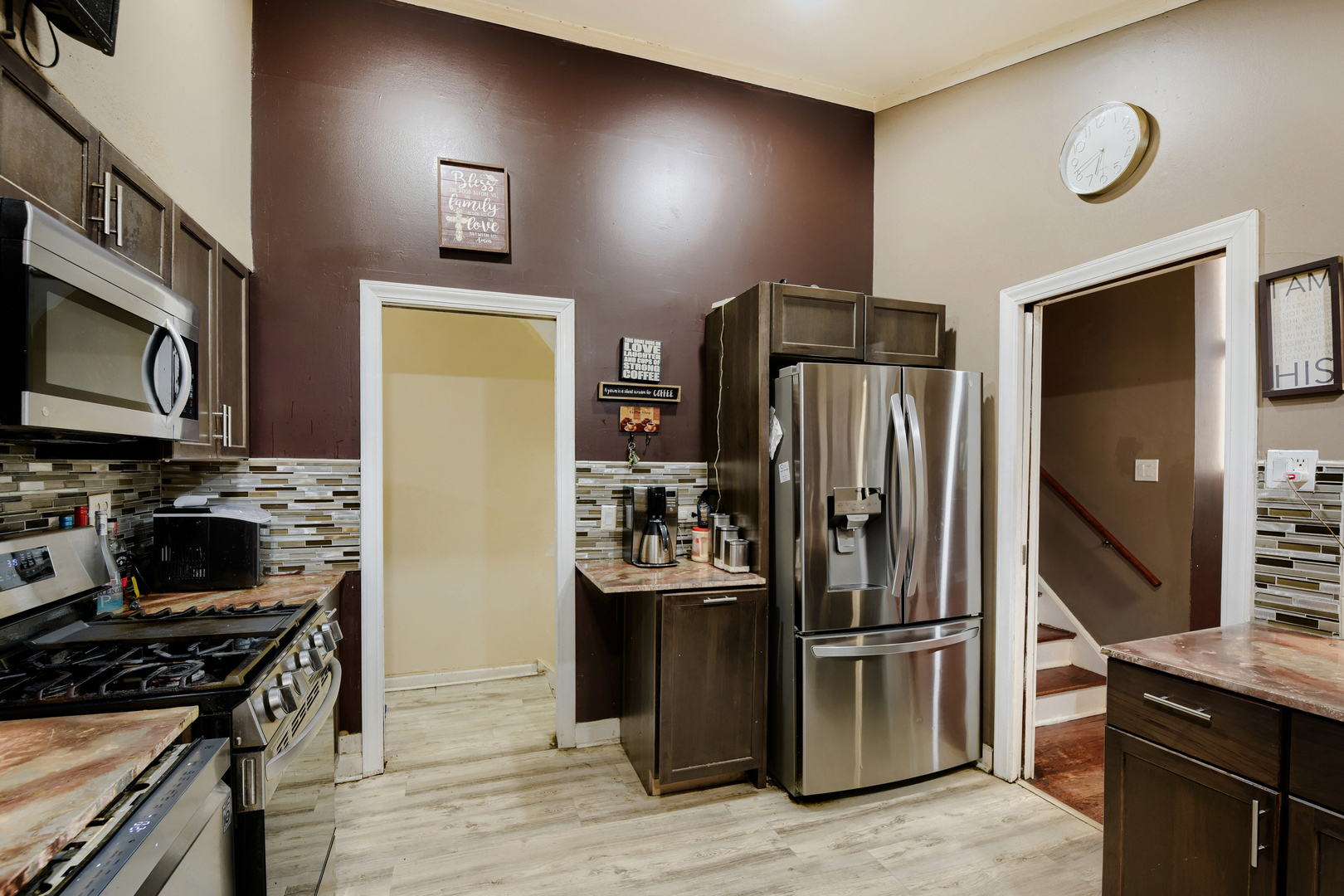 15318 Hastings Drive Property Photo 6