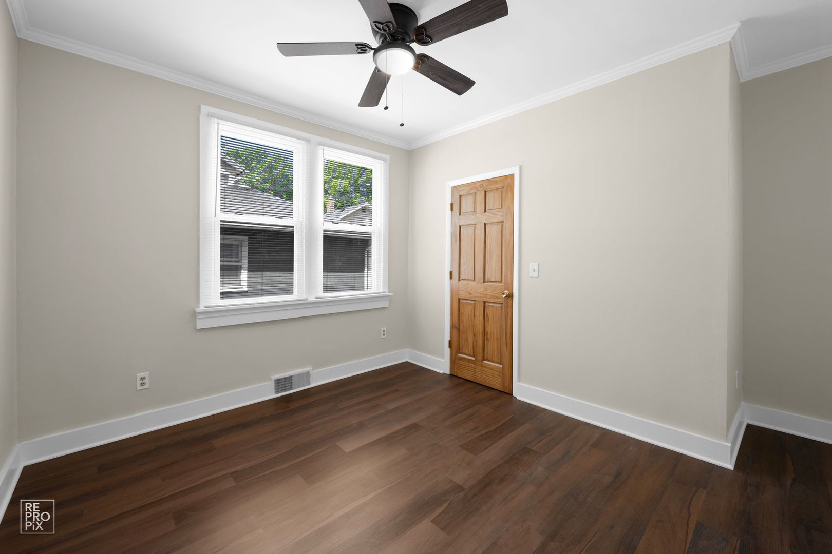 714 E Jackson Street 1 Property Photo 6