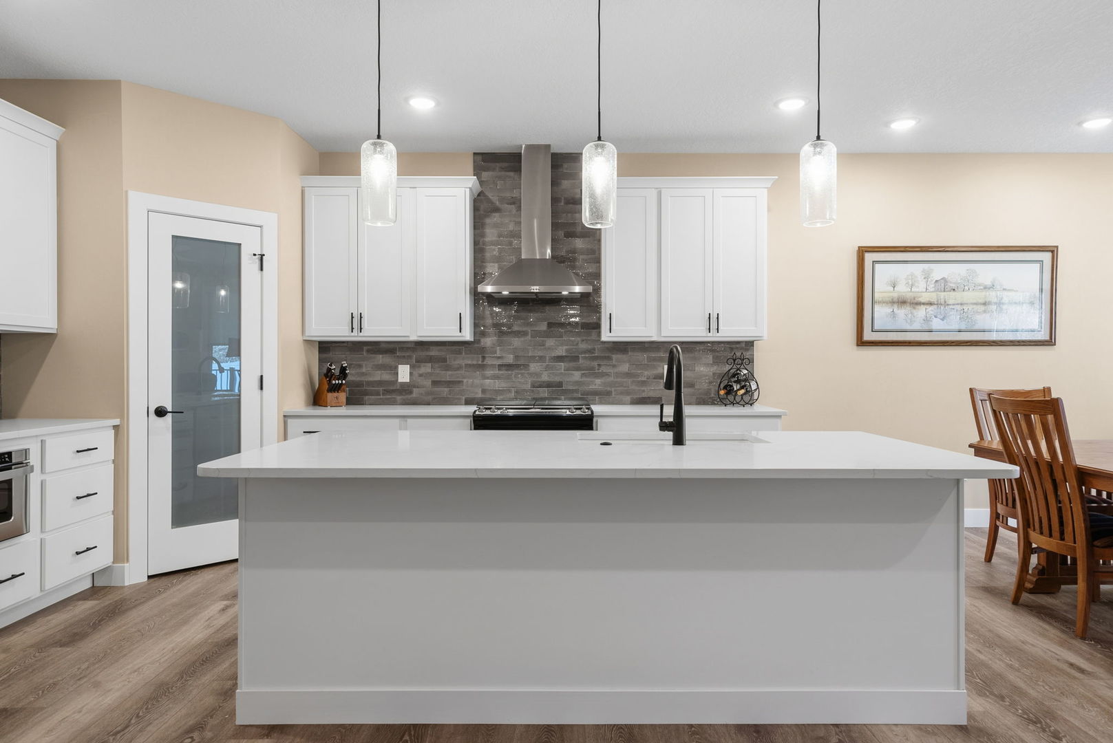1311 Heights Court Property Photo 8
