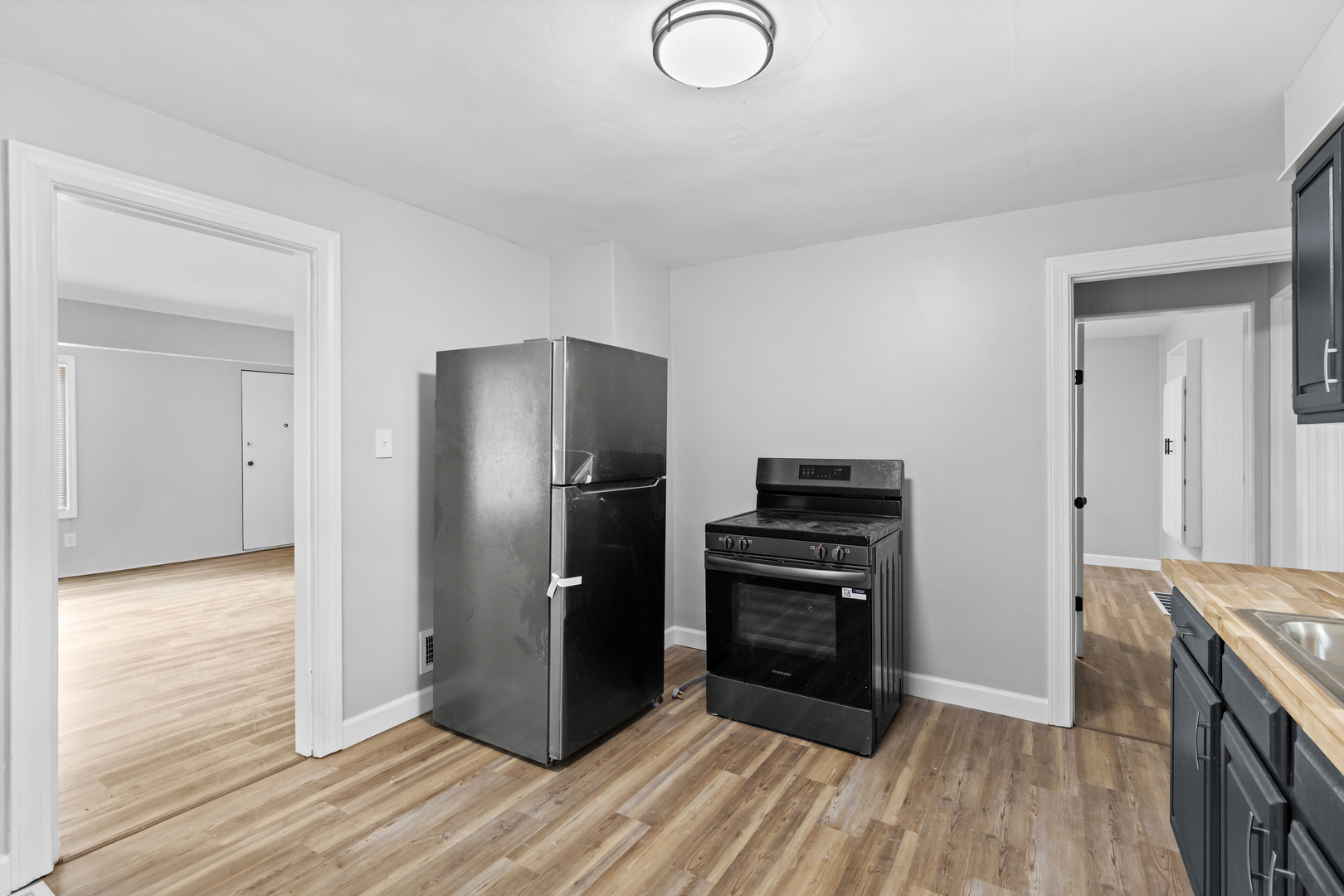 2416 Arthur Street Property Photo 8