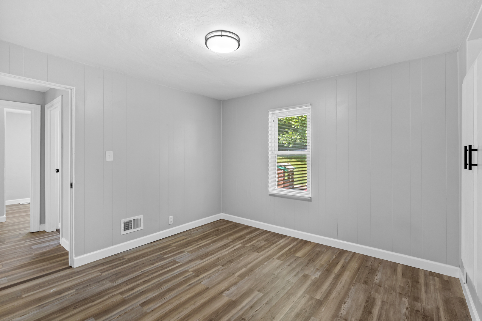 2416 Arthur Street Property Photo 13