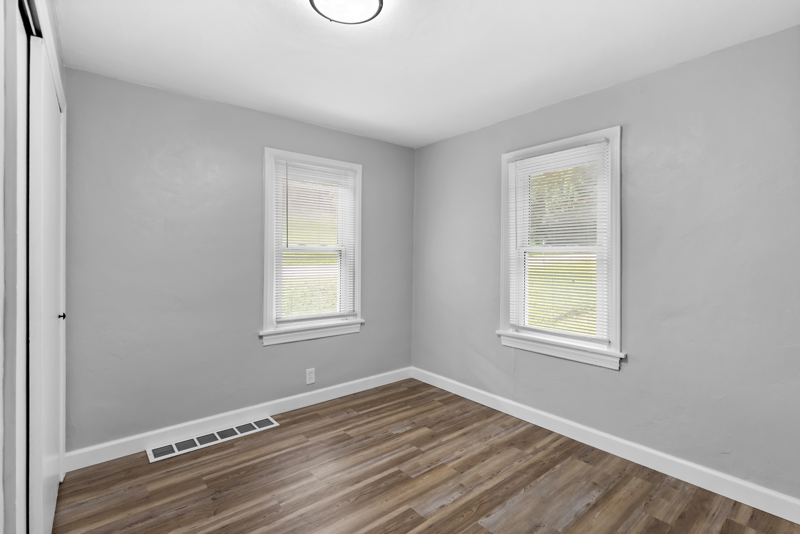 2416 Arthur Street Property Photo 15