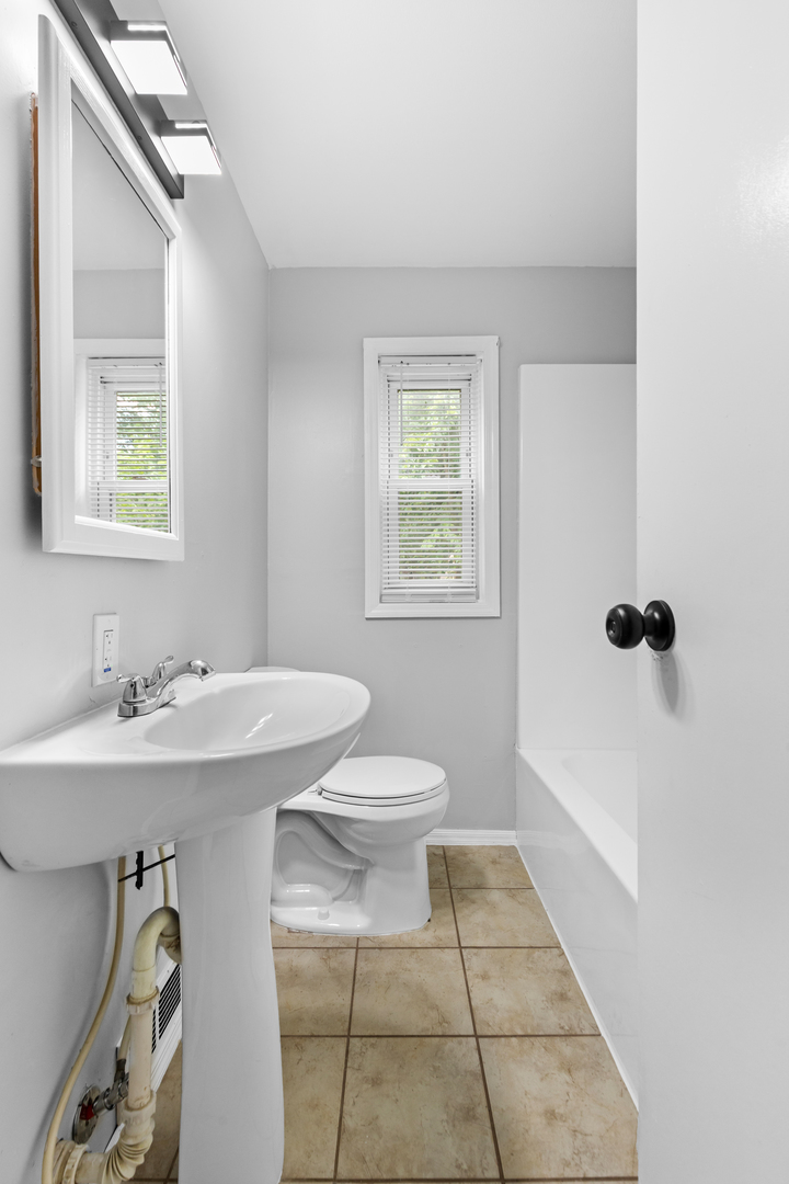 2416 Arthur Street Property Photo 17