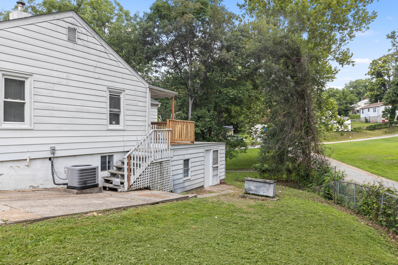 2416 Arthur Street Property Photo 26