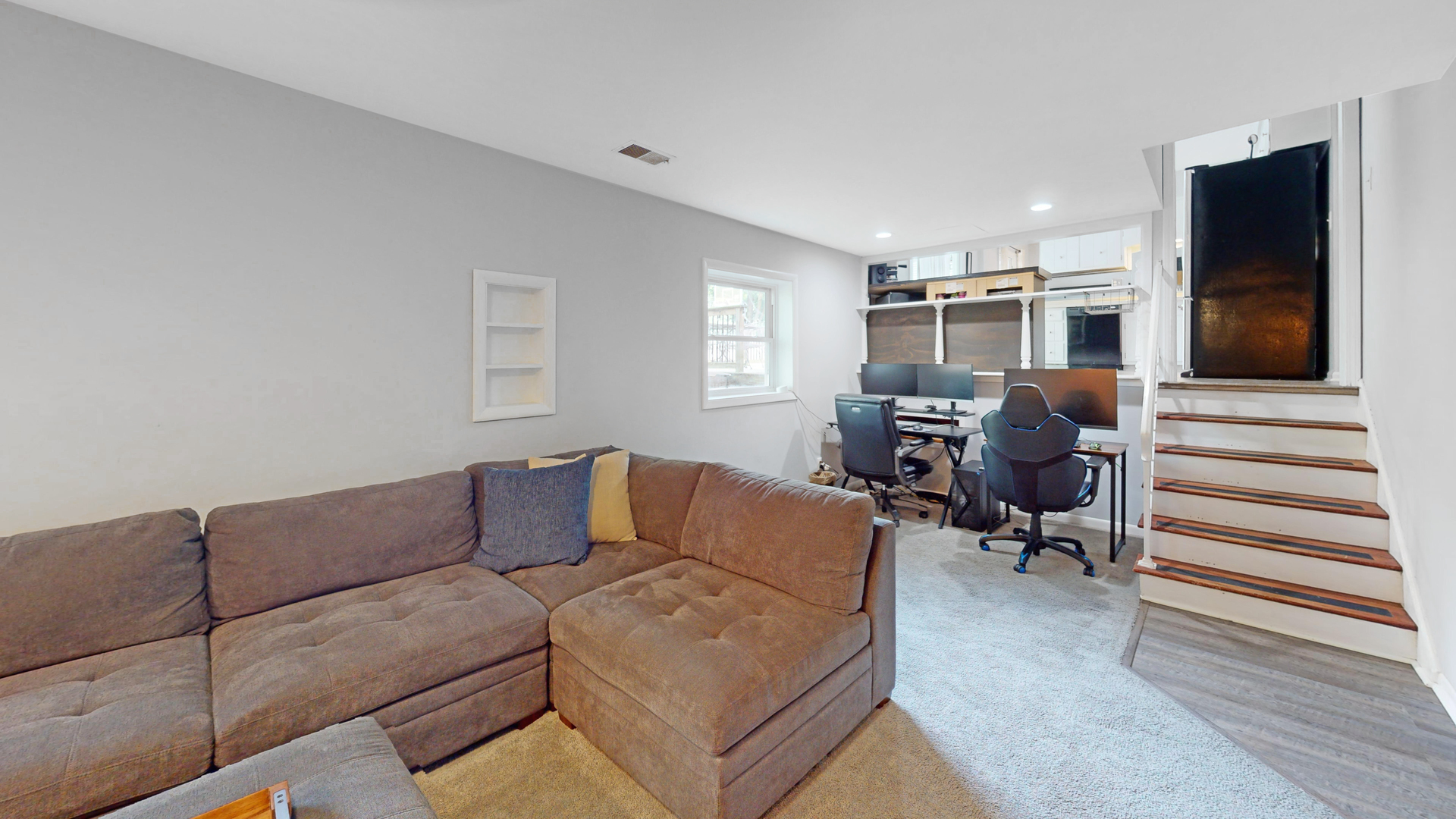 11s556 Book Road Property Photo 12