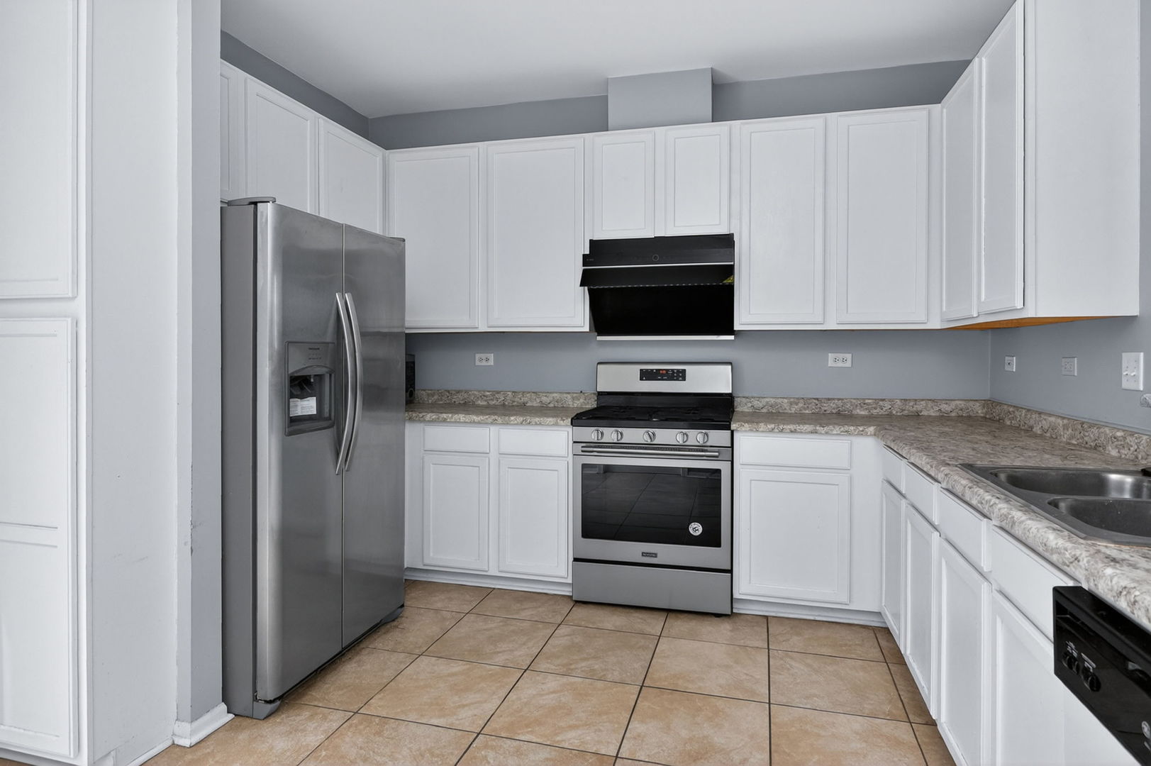 1114 Andover Court Property Photo 10