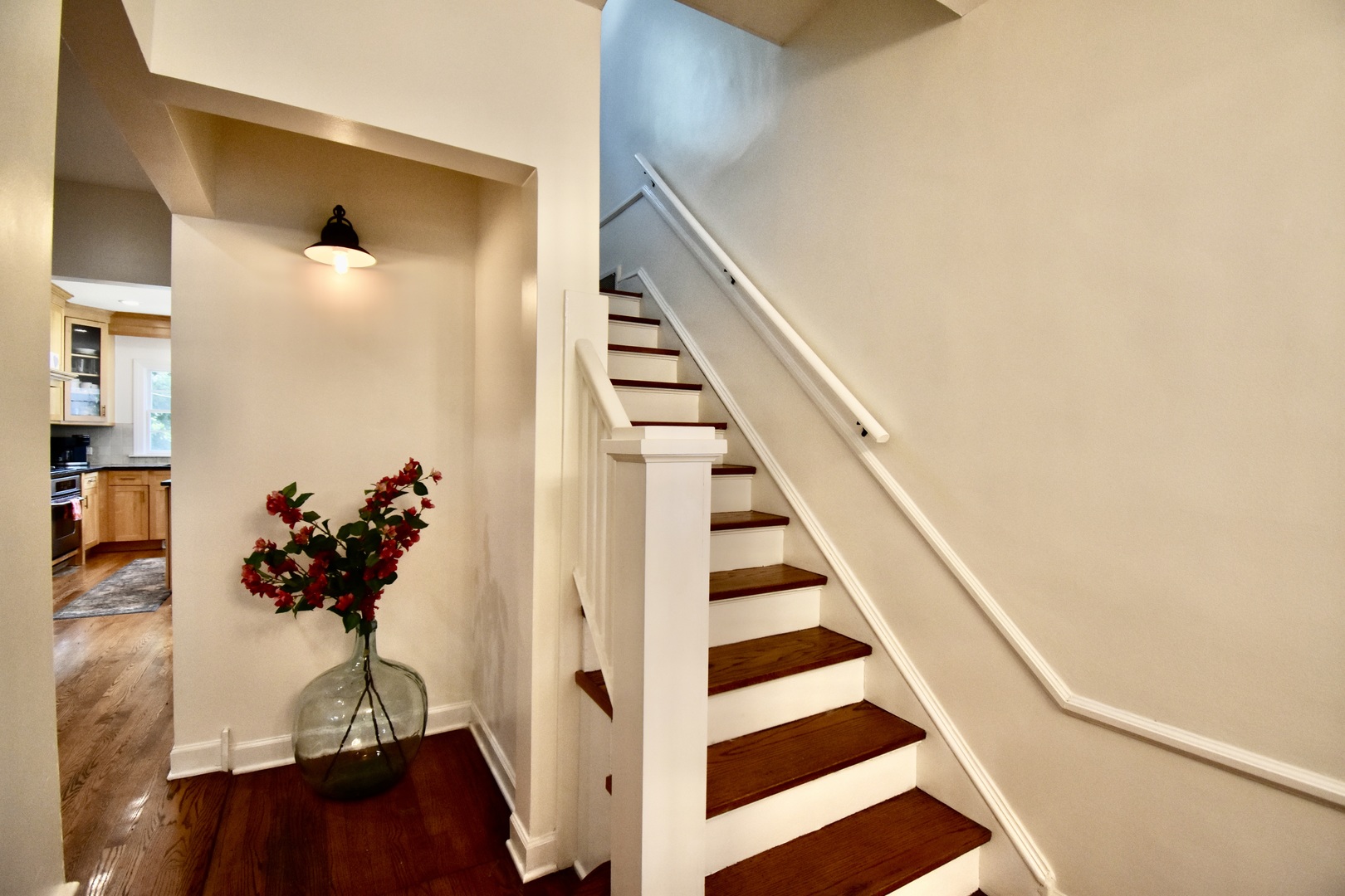 1131 Thatcher Avenue Property Photo 8
