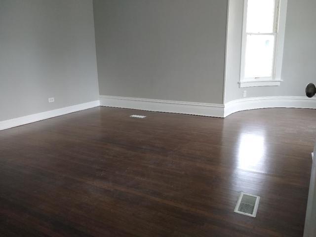472 N Spring Street Property Photo 3