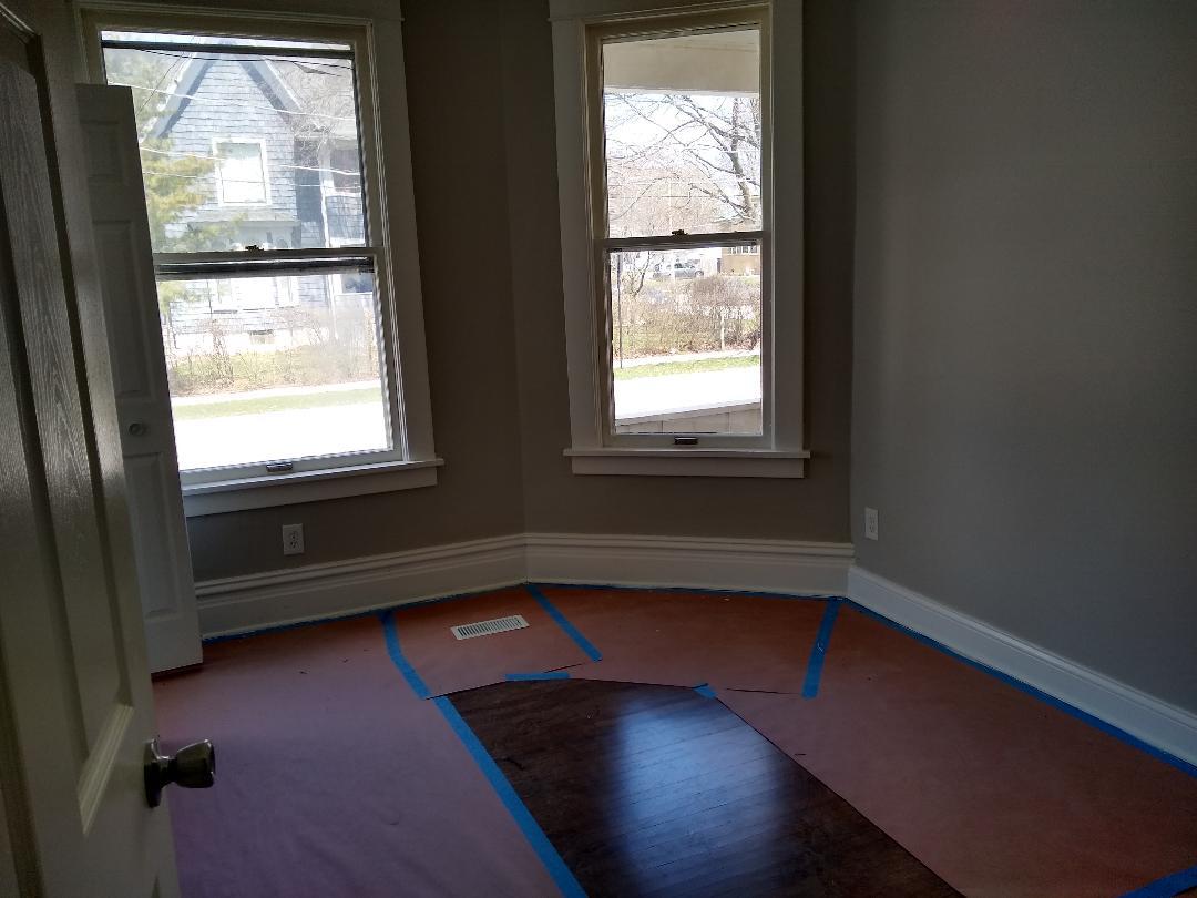 472 N Spring Street Property Photo 5