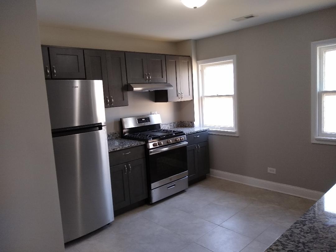 472 N Spring Street Property Photo 14