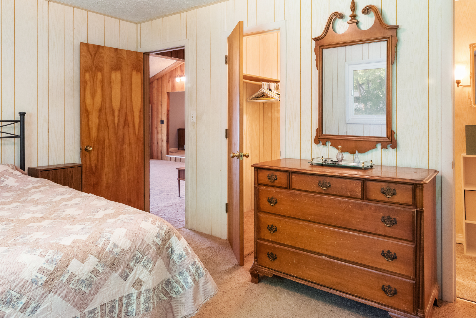 873 Yorkshire Lane Property Photo 21