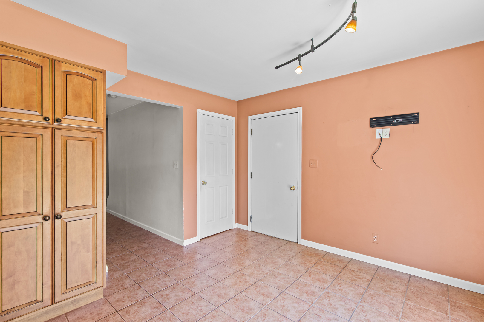 481 Lasalle Drive Property Photo 3
