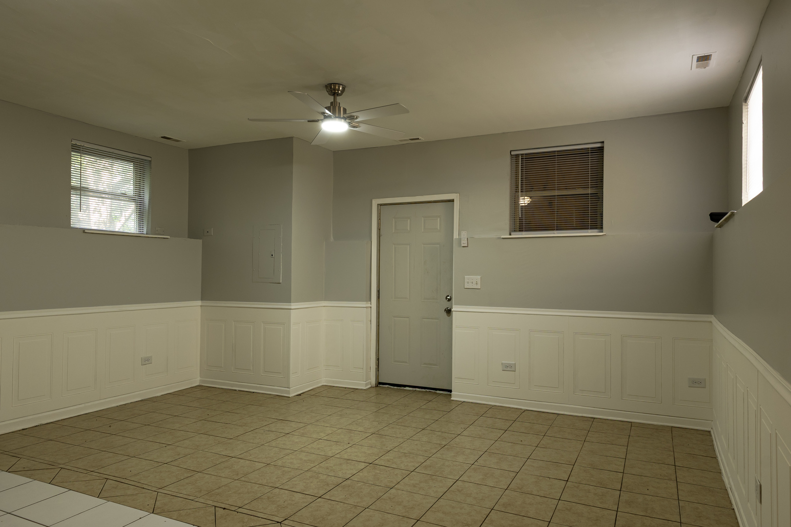 6667 S Michigan Avenue 1 Property Photo 4