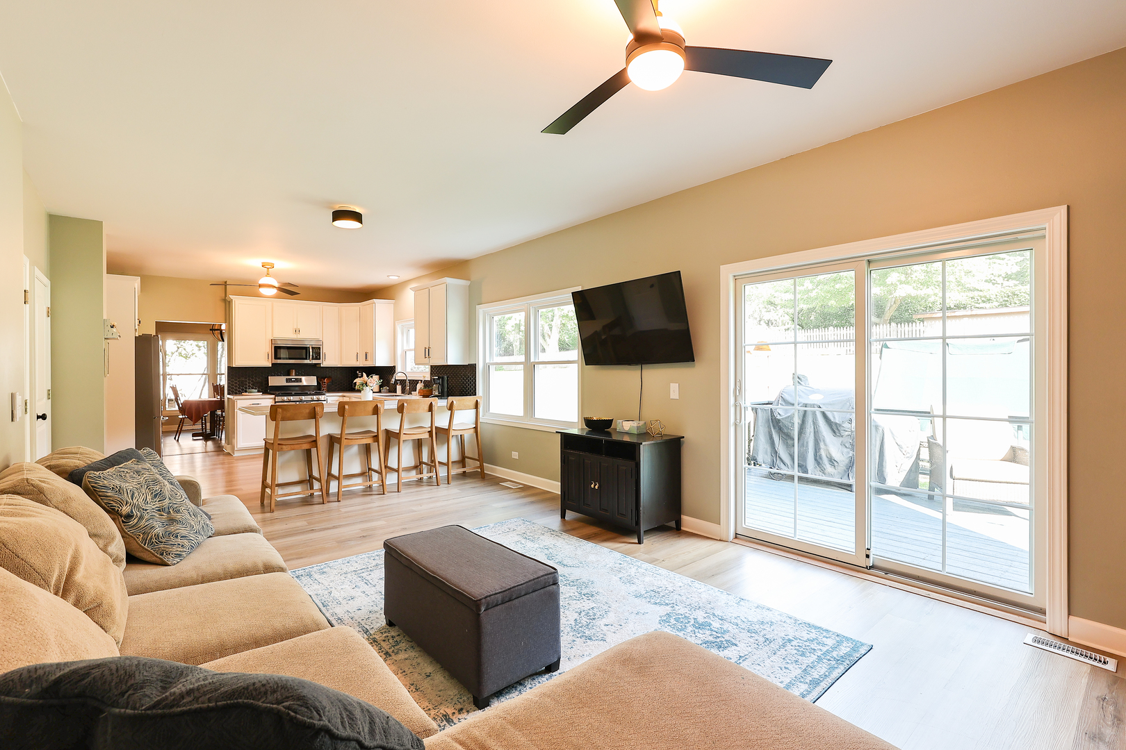 16 Crystal Ridge Drive Property Photo 4