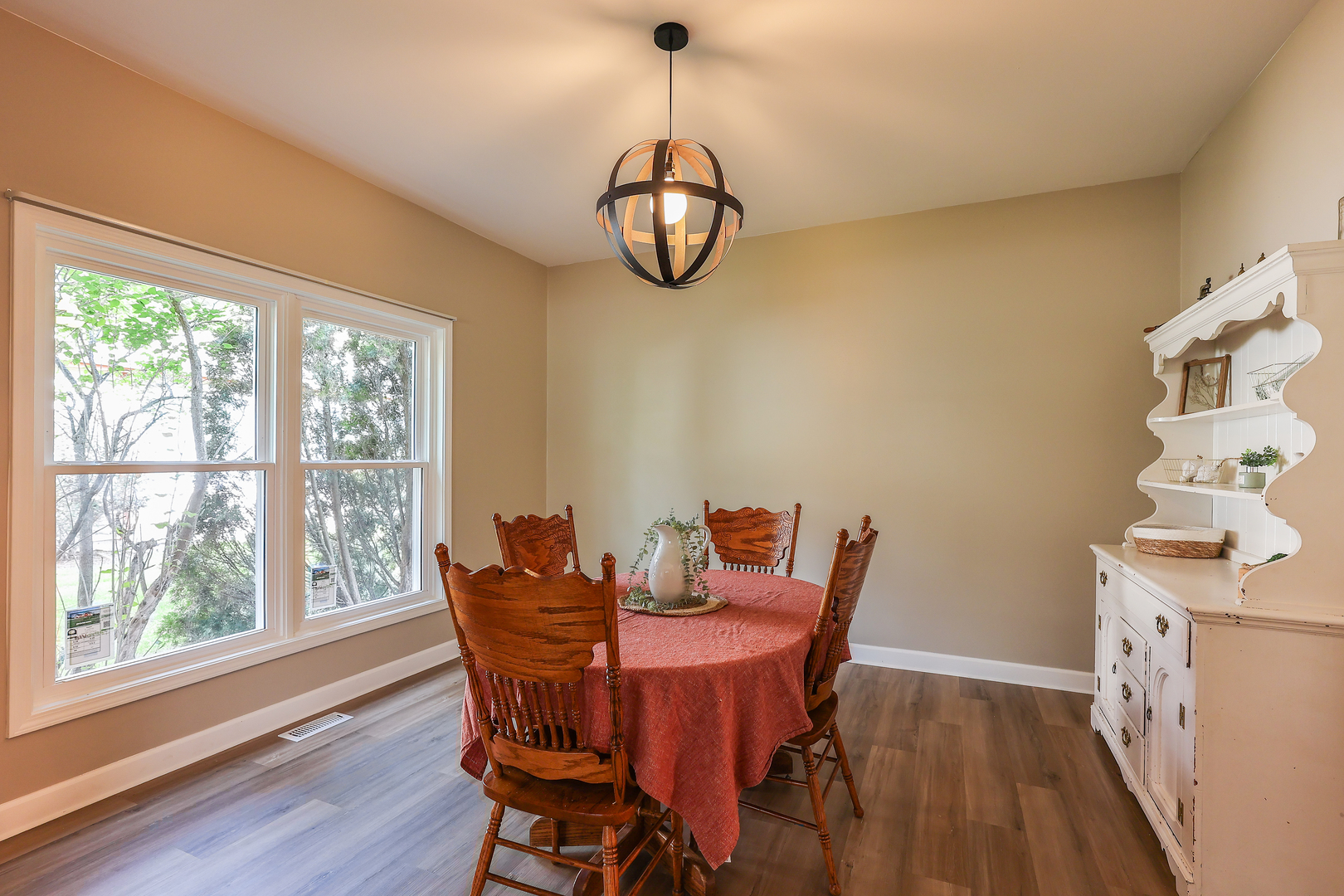 16 Crystal Ridge Drive Property Photo 8