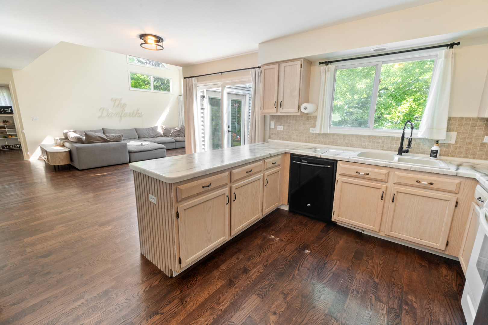 189 Hampton Street Property Photo 12