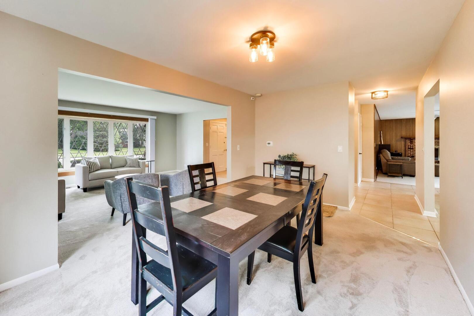 1207 W Thomas Street Property Photo 6