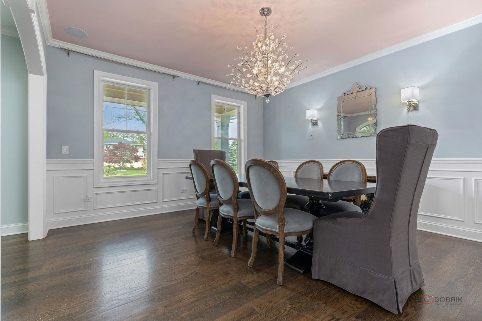 1025 S Vail Avenue Property Photo 7