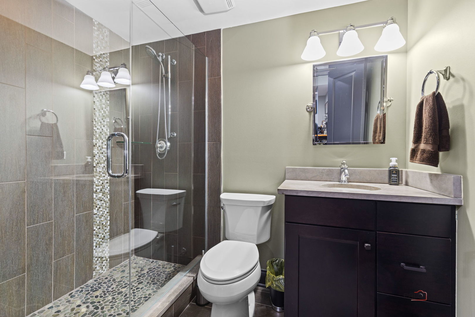 1025 S Vail Avenue Property Photo 42